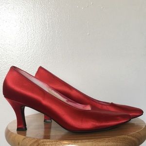 Classy Red Heels - Studio 6